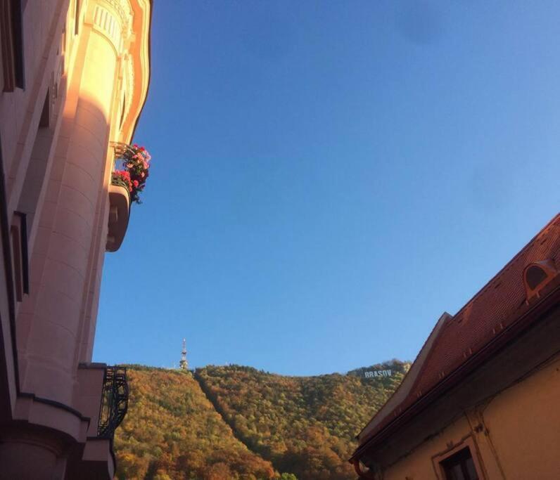 Vista Studio Brasov In The Heart Of The Old City Center Exterior foto