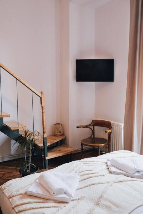 Vista Studio Brasov In The Heart Of The Old City Center Exterior foto